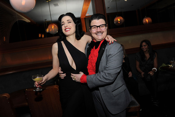 Feature: A Specifically Not Specific Murray Hill Makes His Solo Debut Image