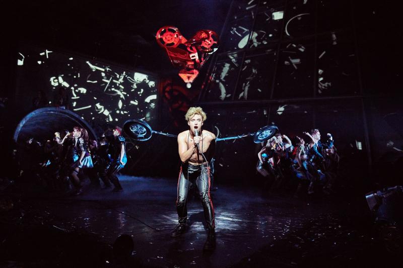 Interview: Automation, Bikes & Cars - Special Effects in Theatre Image
