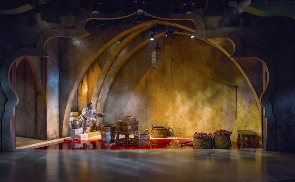 Photo Flash: First Look at GUARDS AT THE TAJ at Milwaukee Rep Image