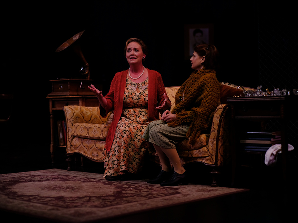 Photo Flash: Flat Rock Playhouse Presents THE GLASS MENAGERIE Image