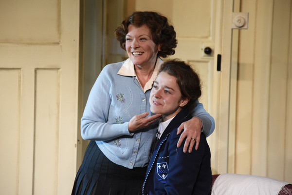 Photo Flash: First Look at Menier Chocolate Factory's PACK OF LIES Image