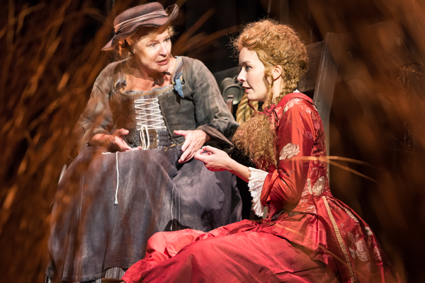 Photo Flash: First Look at Mercury Theatre Colchester's MOLL FLANDERS Image