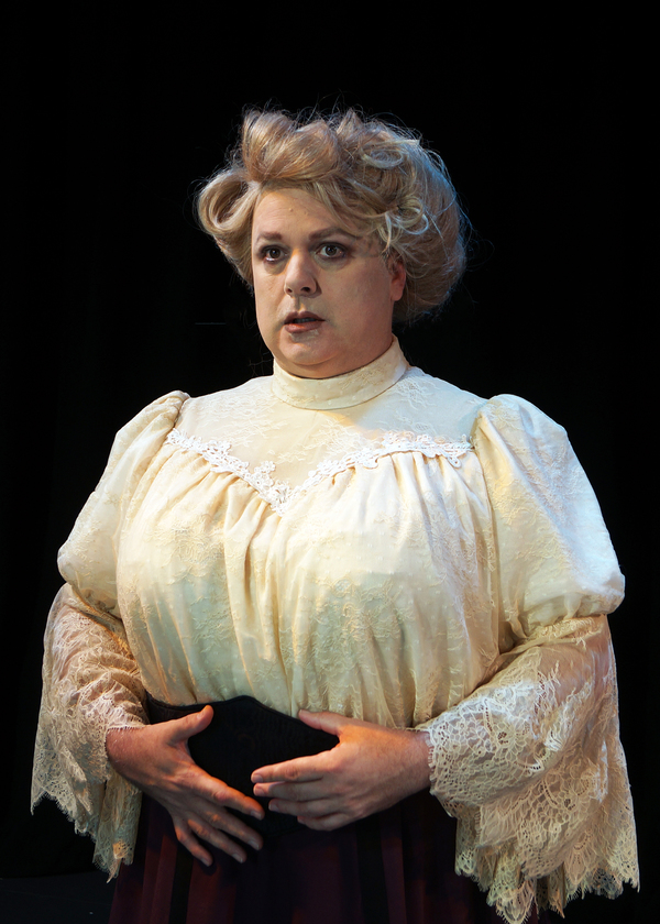 Photo Flash: First Look at Orlando Shakes' IRMA VEP Image
