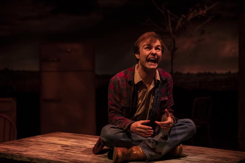 BWW Review: Catastrophic's CURSE OF THE STARVING CLASS Is the Most Beautiful Dysfunction You'll Ever See 