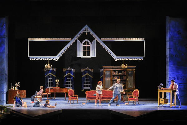 Photo Flash: TheatreWorks Silicon Valley Presents FUN HOME Image