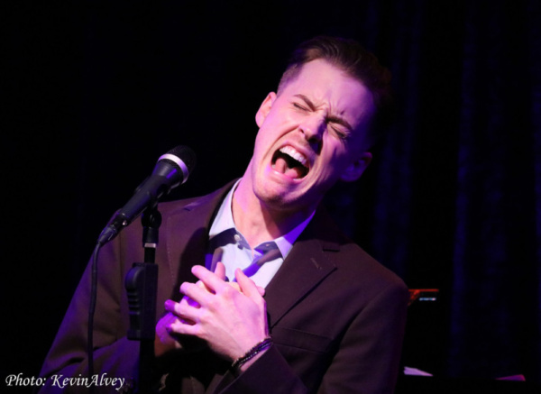 Photo Flash: Daniel LeClaire Comes to Birdland Theater 