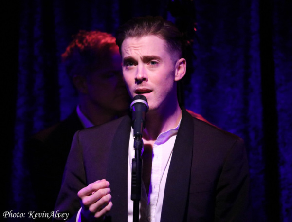 Photo Flash: Daniel LeClaire Comes to Birdland Theater Image