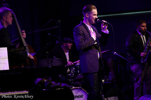 Photo Flash: Daniel LeClaire Comes to Birdland Theater Image