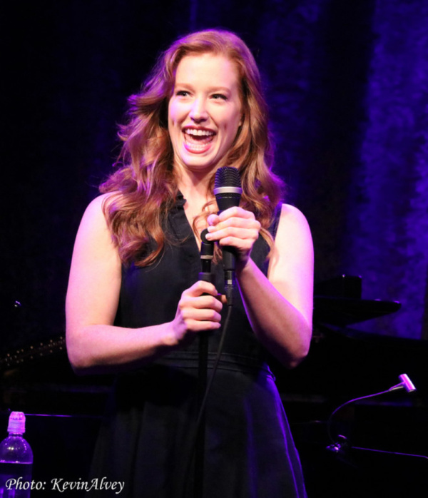 Photo Flash: Daniel LeClaire Comes to Birdland Theater Image