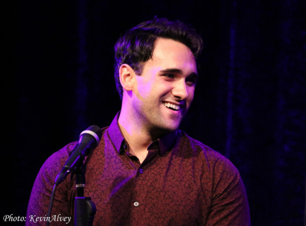Photo Flash: Daniel LeClaire Comes to Birdland Theater Image