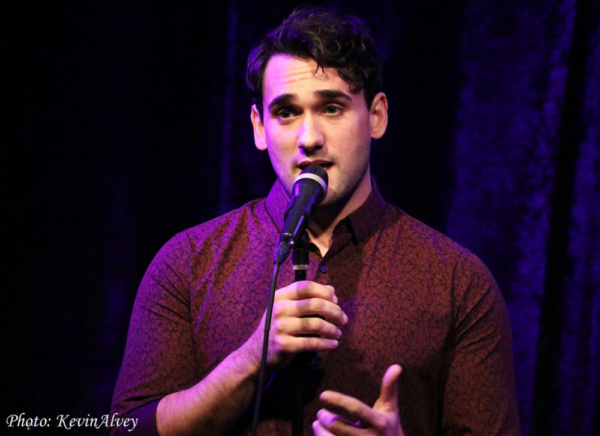Photo Flash: Daniel LeClaire Comes to Birdland Theater Image