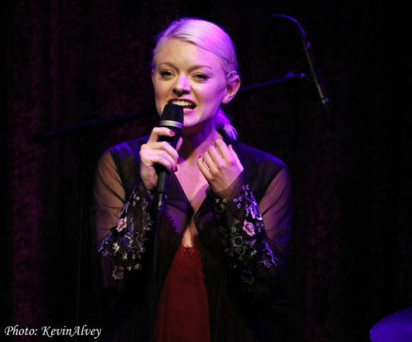 Photo Flash: Daniel LeClaire Comes to Birdland Theater Image