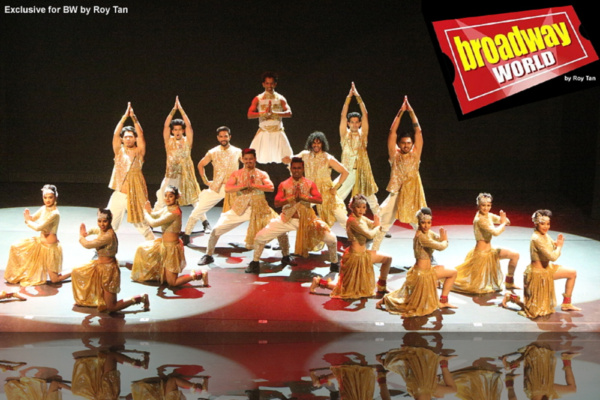 Photo Flash: TAJ EXPRESS At The Peacock London Image