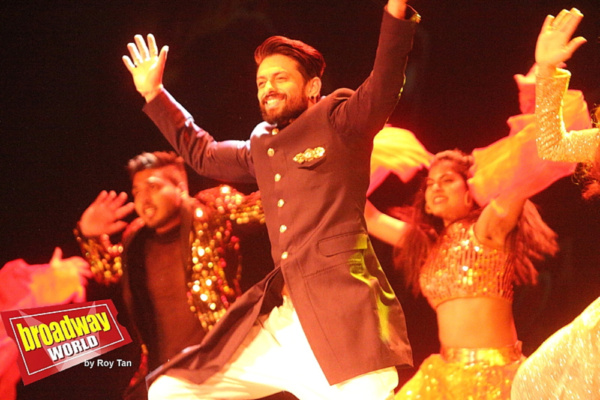 Photo Flash: TAJ EXPRESS At The Peacock London Image