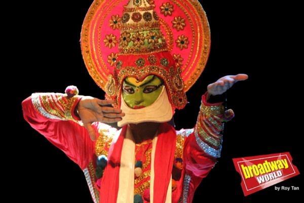 Photo Flash: TAJ EXPRESS At The Peacock London Image