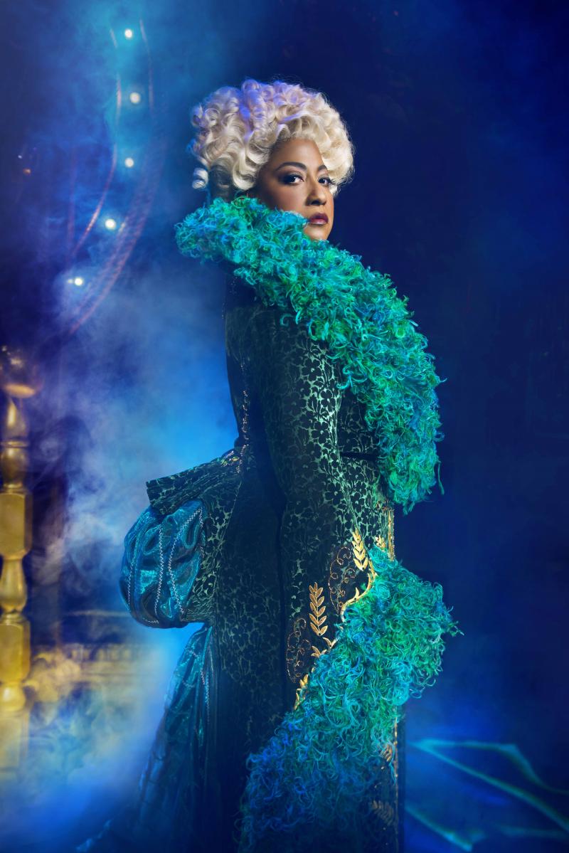Interview: The Cast of WICKED Share Why They Love the Show Image