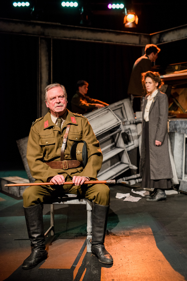 Photo Flash: First Look at Lizzie Nunnery's TO HAVE TO SHOOT IRISHMEN Image