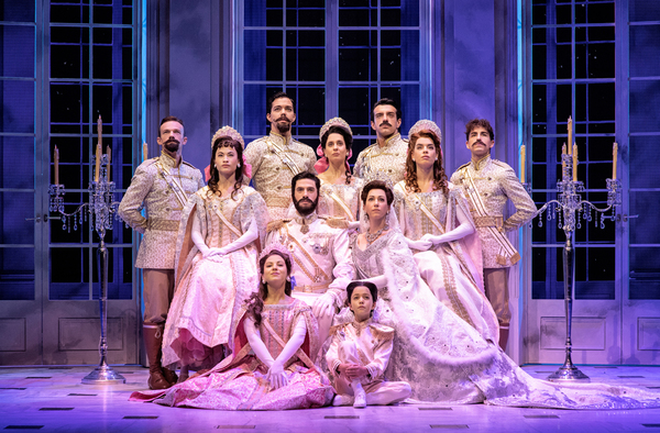 Photo Flash: Get A First Look At The European Premiere of ANASTASIA in Madrid Image