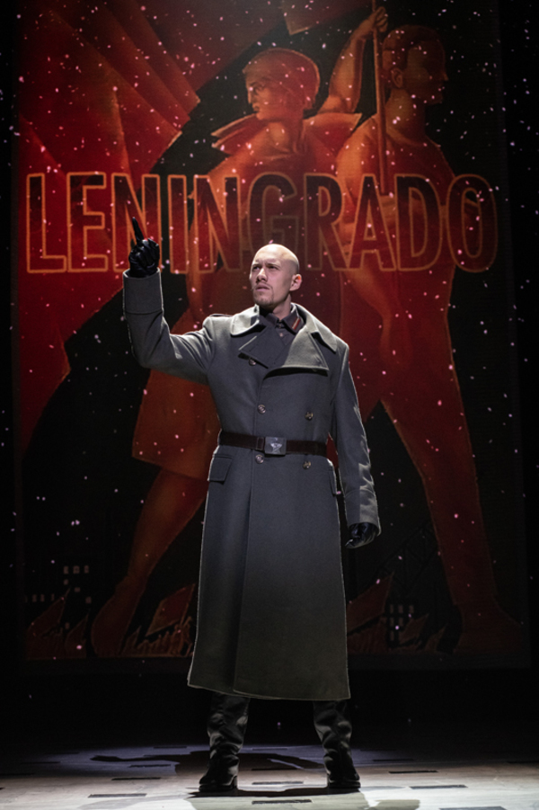 Photo Flash: Get A First Look At The European Premiere of ANASTASIA in Madrid Image