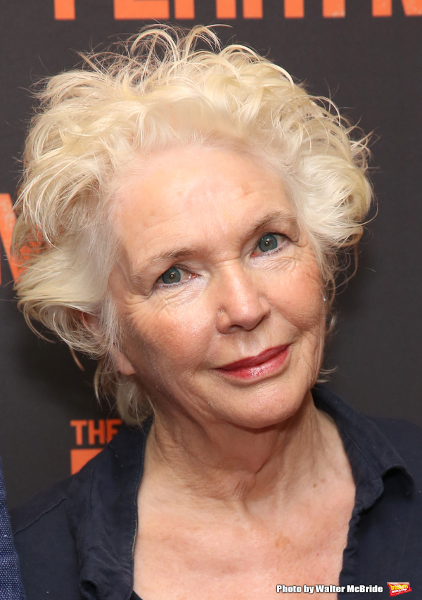 Fionnula Flanagan Photo