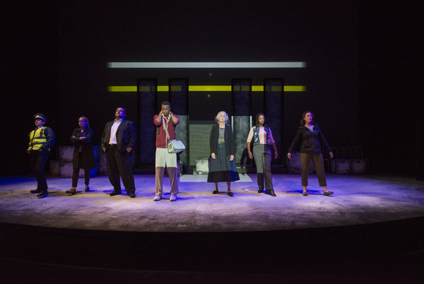Photo Flash: First Look at Steppenwolf's THE CURIOUS INCIDENT OF THE DOG IN THE NIGHT-TIME Image