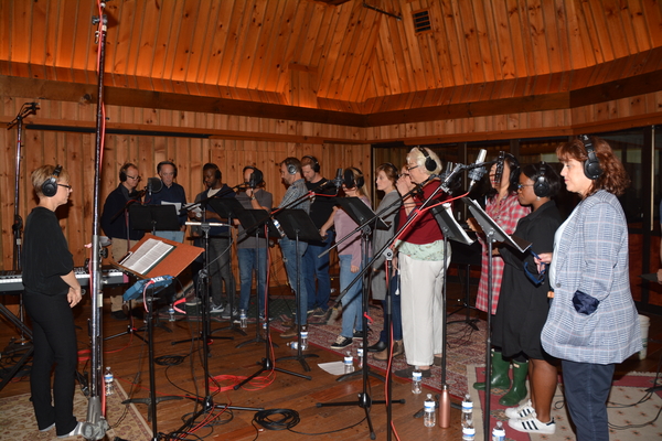 Exclusive Photo Coverage: COME FROM AWAY Cast Gets Merry and Bright for Carols For A Cure! Image