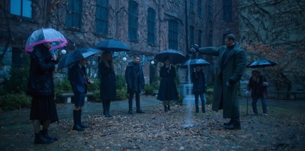 Photo Flash: Netflix Releases a First Look at THE UMBRELLA ACADEMY Image
