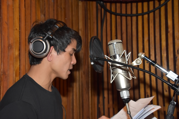 Exclusive Photo Coverage: ALADDIN Cast Proves Carols For A Cure is Auld You Need This Christmas! Image