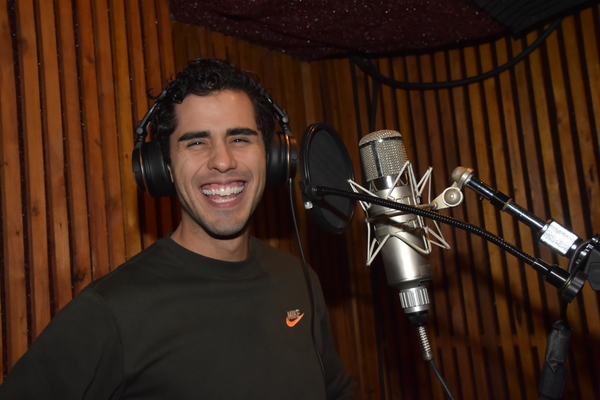 Exclusive Photo Coverage: ALADDIN Cast Proves Carols For A Cure is Auld You Need This Christmas! Image