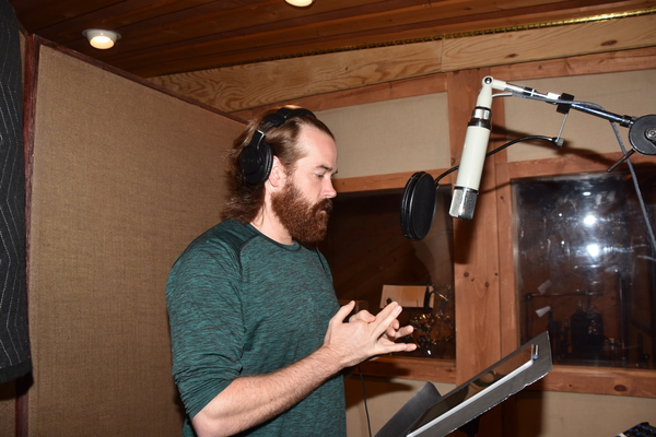Exclusive Photo Coverage: FROZEN Cast Bundles Up for Carols For A Cure! Image