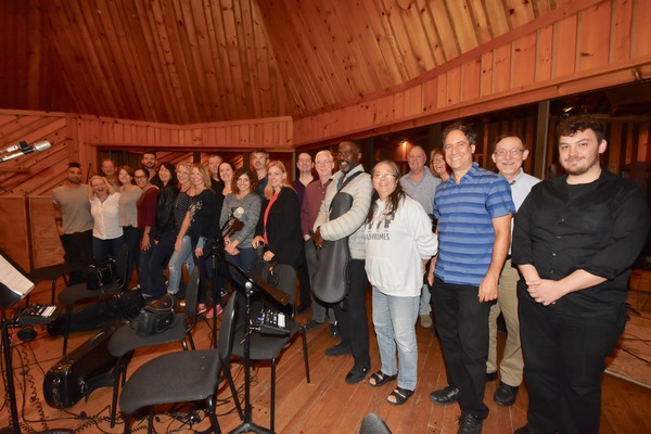 Exclusive Photo Coverage: All Is Calm as THE PHANTOM OF THE OPERA Cast Records for Carols for a Cure! Image