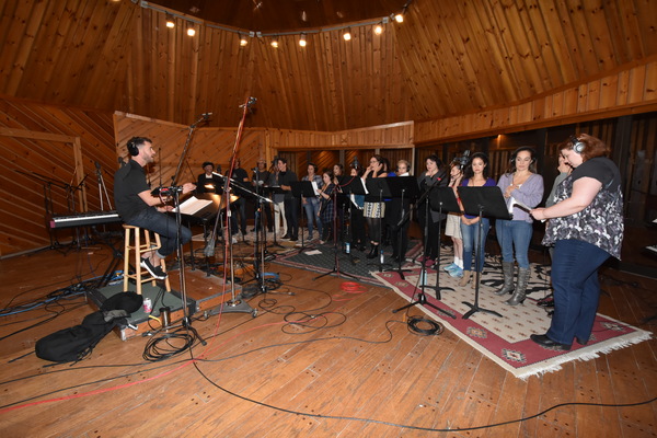 Exclusive Photo Coverage: All Is Calm as THE PHANTOM OF THE OPERA Cast Records for Carols for a Cure! Image