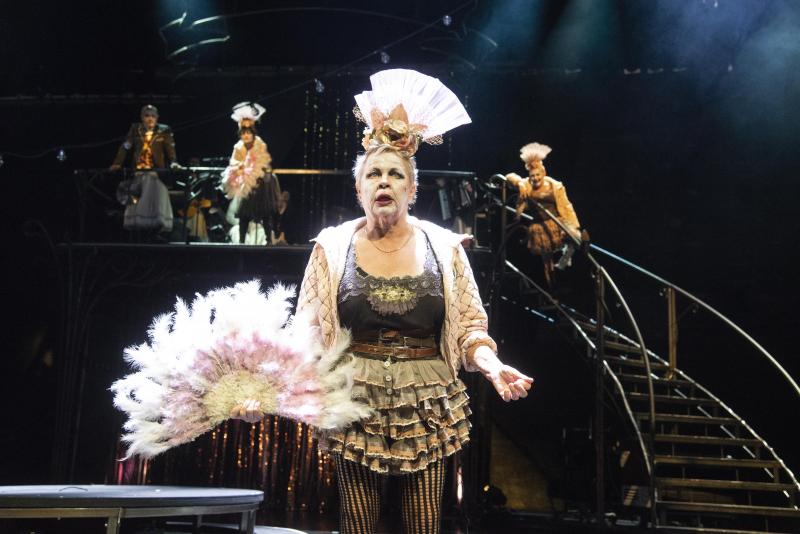 Review: MUSTA SAARA (SARAH THE BLACK) at the Finnish National Theatre Image