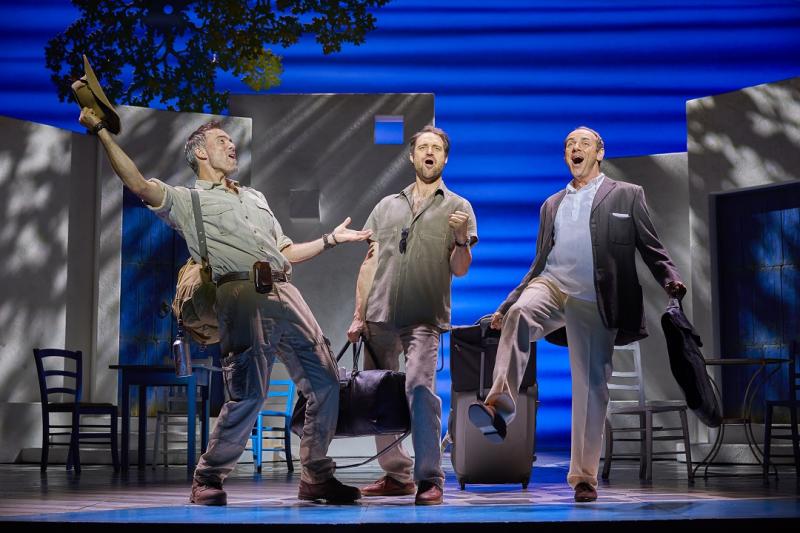 Review: MAMMA MIA! International Tour Successfully Connects the Dots 