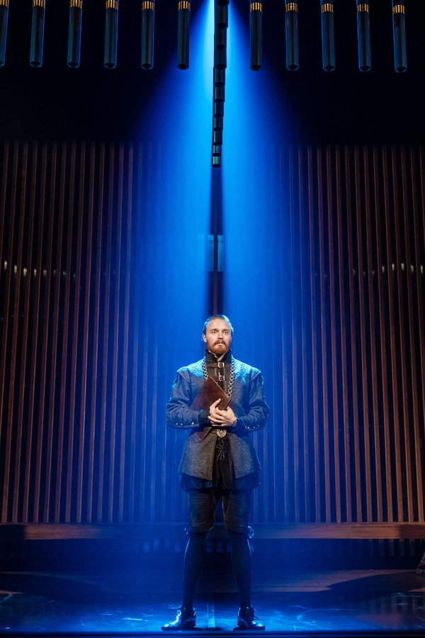 Photo Flash: First Look at MEASURE FOR MEASURE at Donmar Warehouse Image