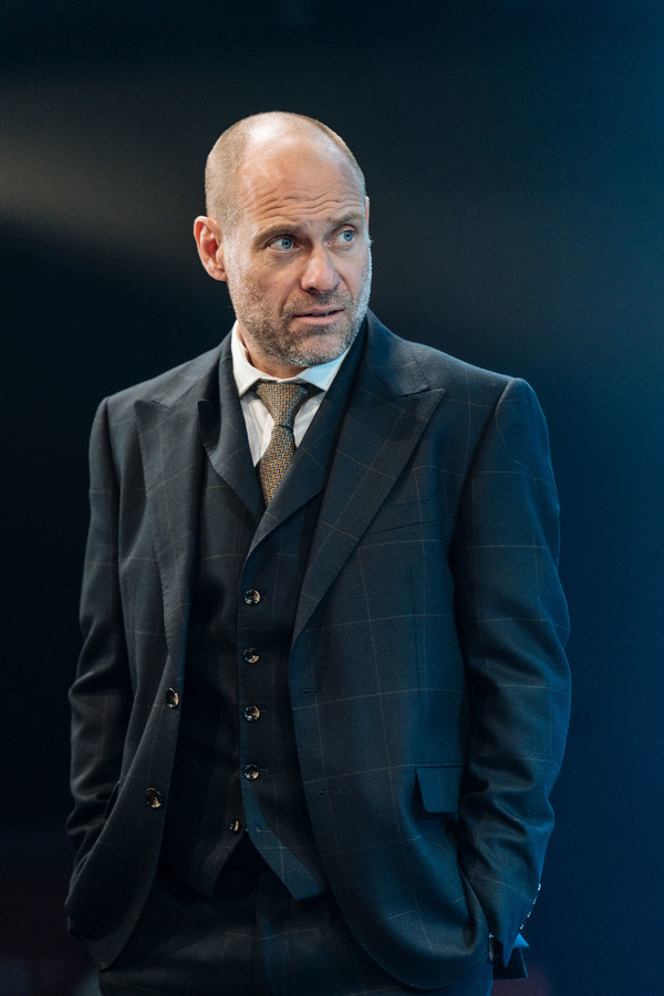 Photo Flash: First Look at MEASURE FOR MEASURE at Donmar Warehouse Image