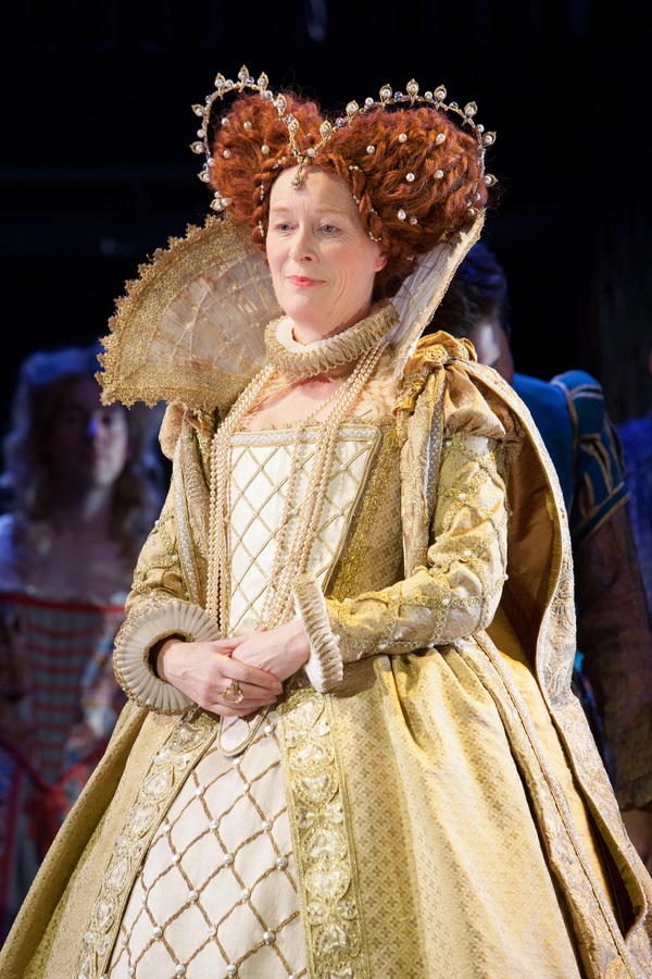 Photo Flash: First Look at the UK Tour of SHAKESPEARE IN LOVE Image
