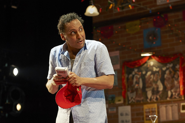 Photo Flash: First Look at Aasif Mandvi in SAKINA'S RESTAURANT Image