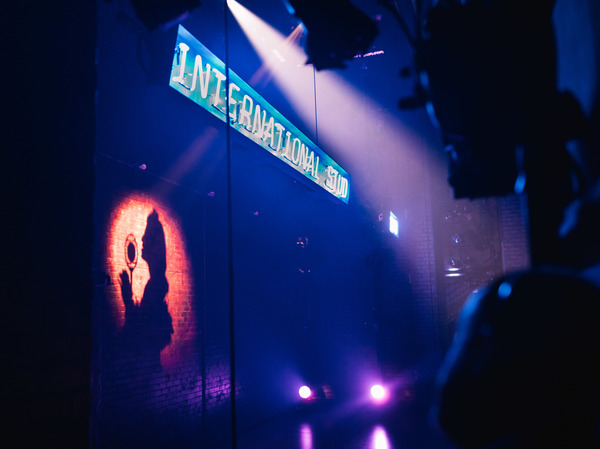 Photo Flash: Backstage at the First Preview of TORCH SONG on Broadway!  Image