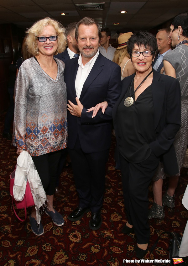 Photo Coverage: Rob Ashford Receives Portrait at Sardi's Image
