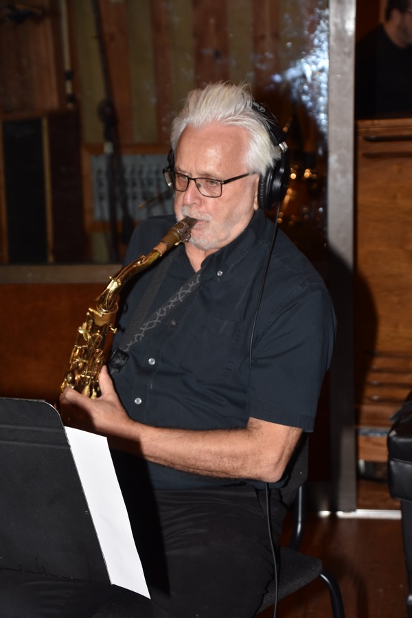 Exclusive Photo Coverage: CHICAGO Cast Gets Jazzy for Carols For A Cure! Image