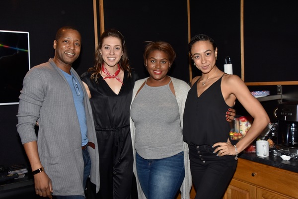 Exclusive Photo Coverage: CHICAGO Cast Gets Jazzy for Carols For A Cure! Image