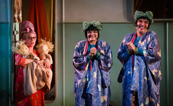 Photo Flash: First Look at WISE CHILIDREN at The Old Vic Image