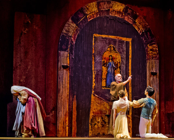 BWW Exclusive: ROMEO & JULIET at Academy Of Music in Philadelphia Image