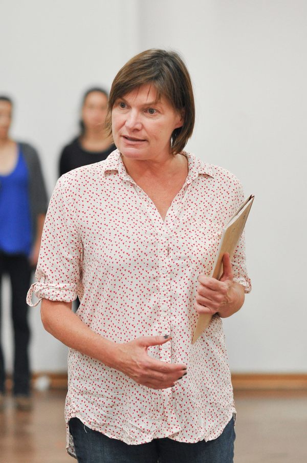 Photo Flash: Inside Rehearsals For HENRY V at Hartford Stage Image