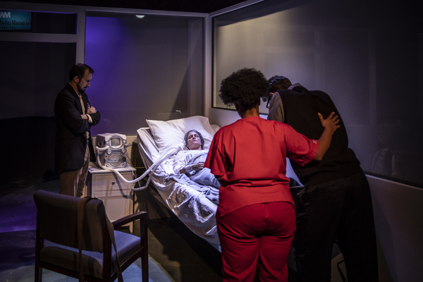 Photo Flash: First Look at the World Premiere of EDGE OF LIFE in Chicago Image