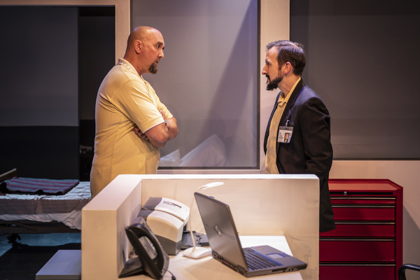 Photo Flash: First Look at the World Premiere of EDGE OF LIFE in Chicago Image