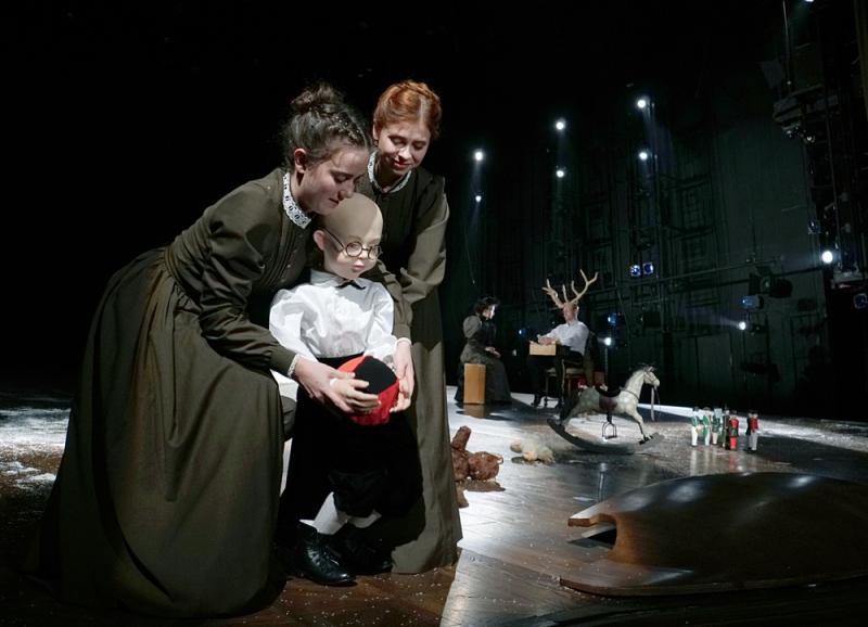 Review: SERYOZHA at Moscow Art Theatre - Everything Was In Astonishment 