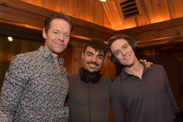 Exclusive Photo Coverage: HEAD OVER HEELS Cast Goes Head Over Holidays for Carols For A Cure! Image