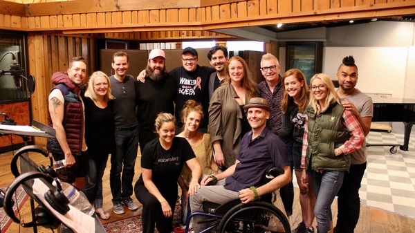 Exclusive Photo Coverage: WICKED Cast Gets In the Holiday Spirit for Carols For A Cure! Image